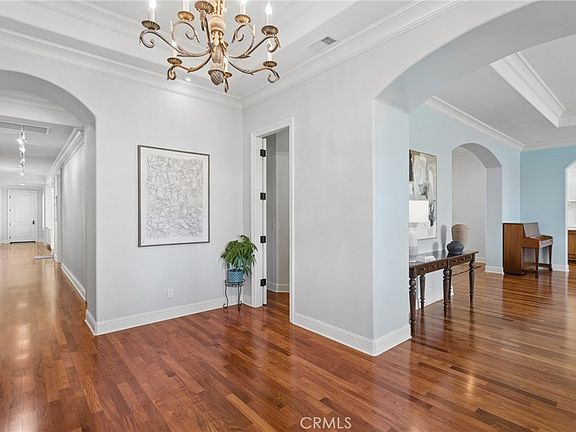 4th image of 503 N Via Belmonte Ct