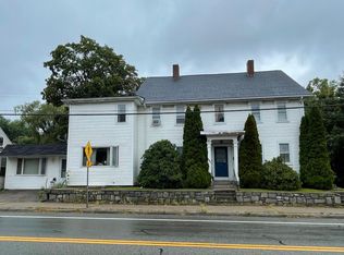 667 Washington St APT 1, Coventry, RI 02816