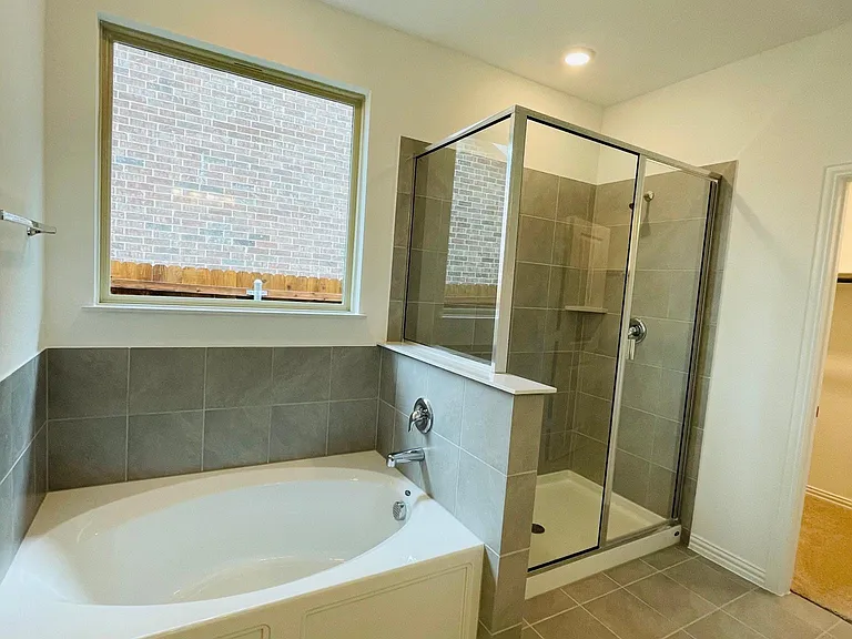1836 Lockhart Dr — Photo 11