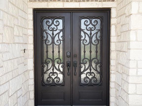 5th image of 8841 Becker Ln