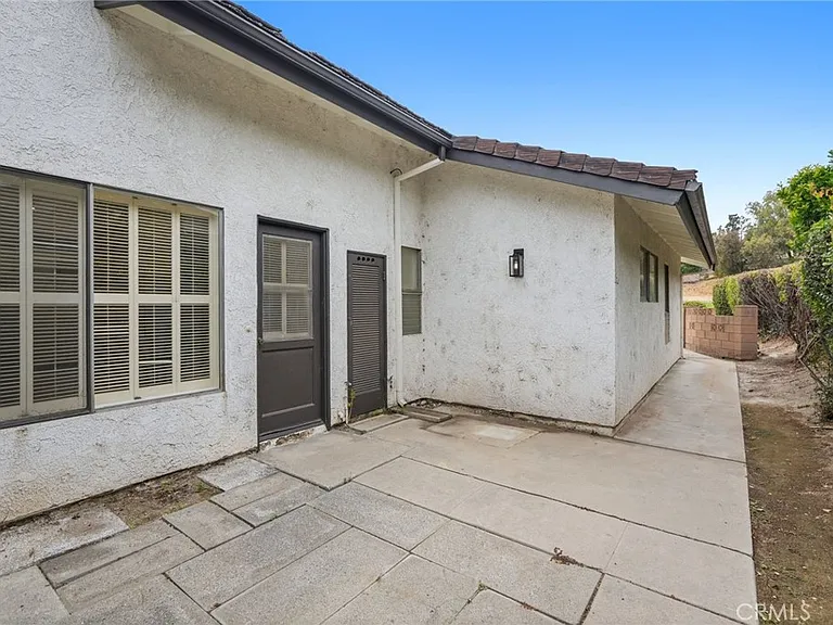 11803 Gerald Ave — Photo 30