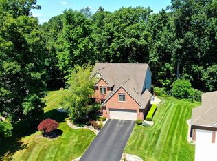 1087 Preservation Dr, Tecumseh, MI 49286