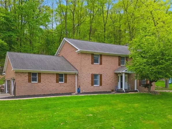 1368 Terrace Rd NW, New Philadelphia, OH 44663
