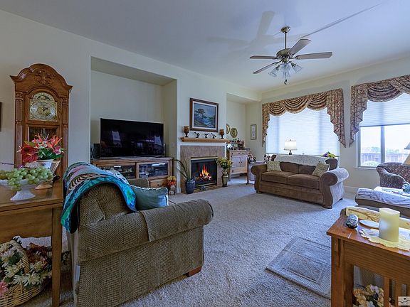 2nd image of 1629 Vicenza Dr