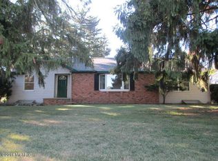 530 W Chicago St, Jonesville, MI
