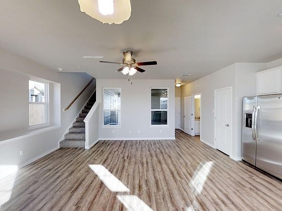 2nd image of 615 Westfield Blvd