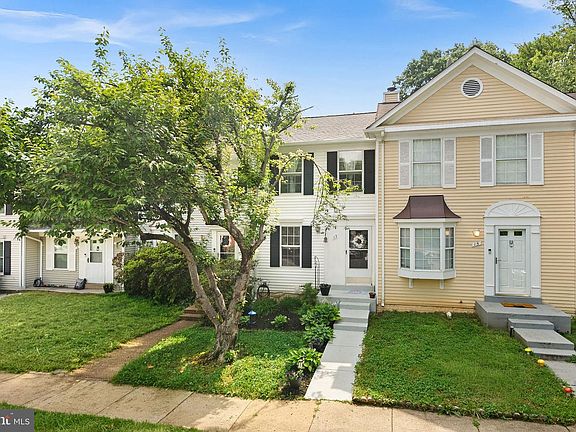 3rd image of 13 Fairmont Pl
