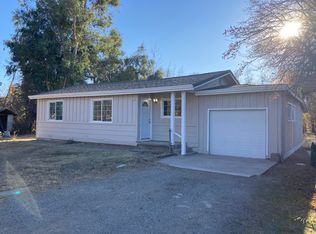19800 Breckenridge Ln, Anderson, CA 96007