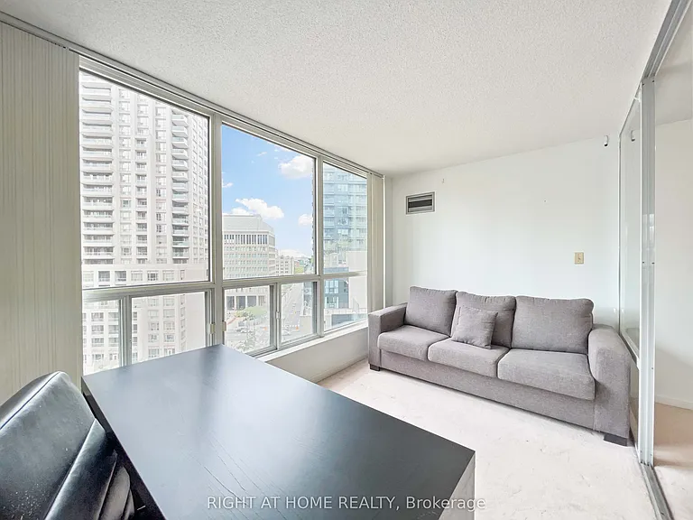 24 Wellesley St W #1113 — Photo 19