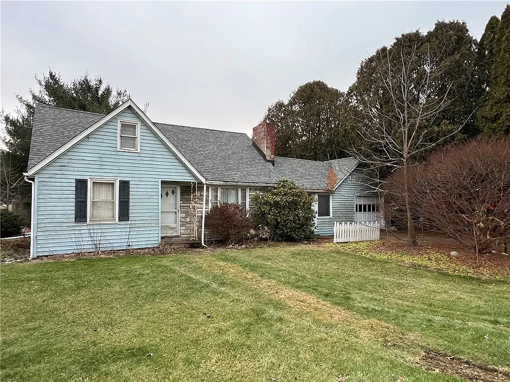 3170 Lower Maple Ave photo 1