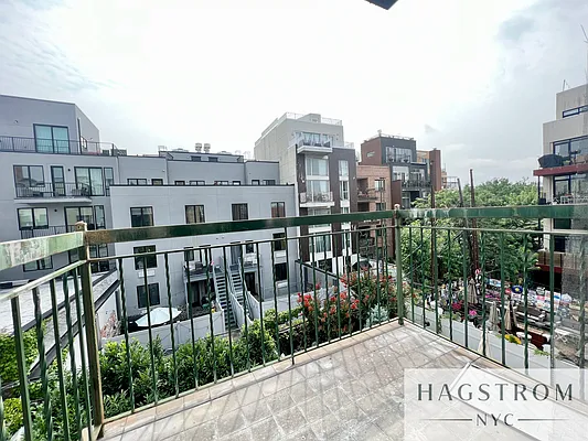 Rented by Hagstrom Management Inc | media 14