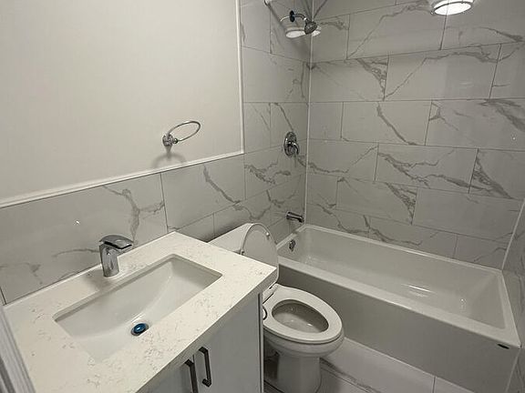 5th image of 3 William St #3