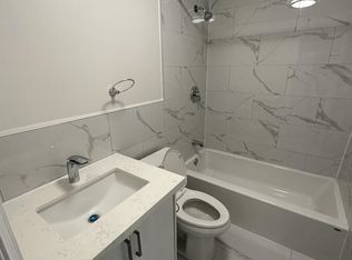 3 William St #4, Hamilton, ON L8L5T6