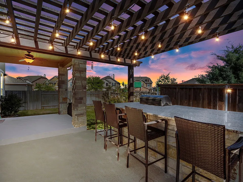 100 Speckle Park Dr
