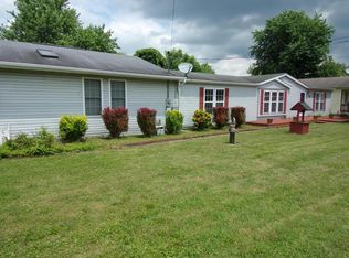 63 Central Ave, Buckeye Lake, OH 43008