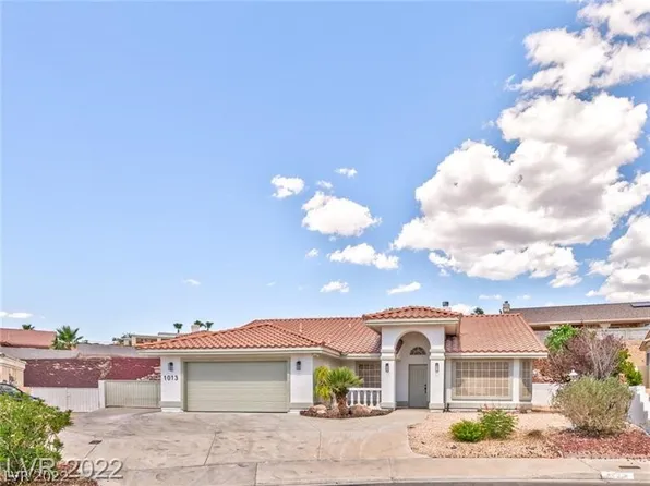 1013 Gladiola Way, Henderson, NV 89011