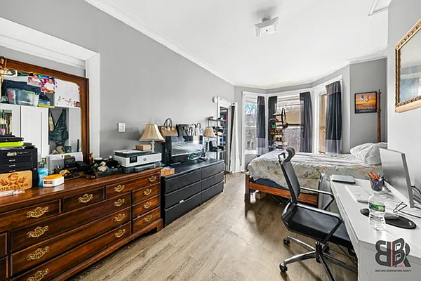 Sold by Bedford Brownstone Realty | media 8