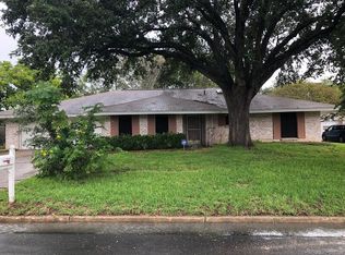 5630 Cleardrift Dr, Windcrest, TX 78239