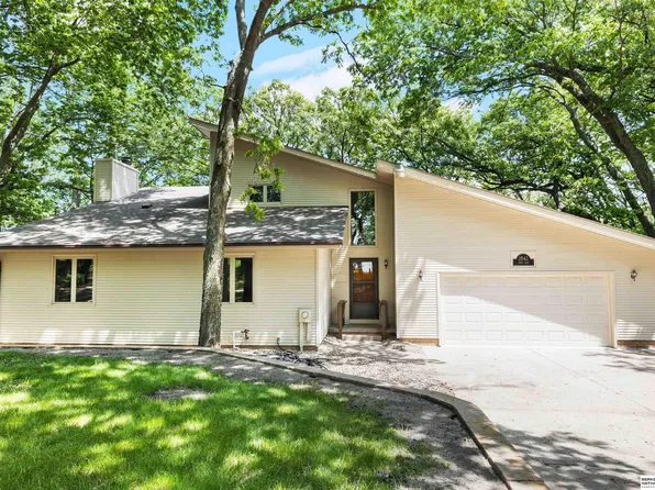 2842 Reed Ln, Fremont, NE 68025