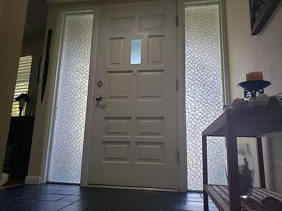 5th image of 1699 Eden Ct