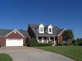 115 Whitaker Ln, Smithfield, KY 40068