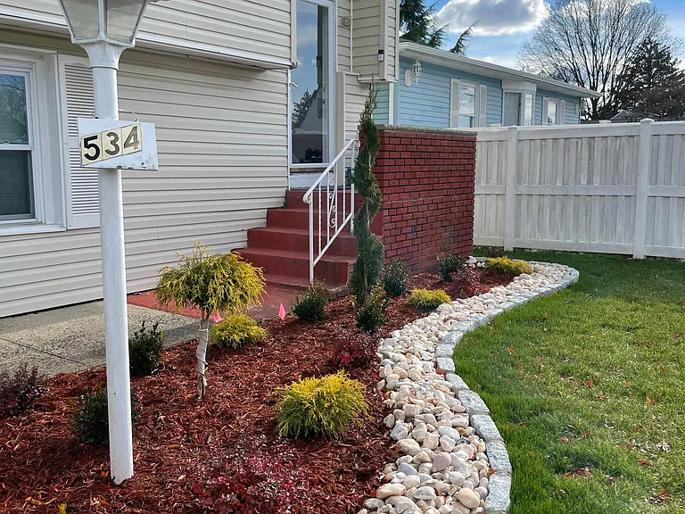534 E Washington Ave #UPPER — Photo 2