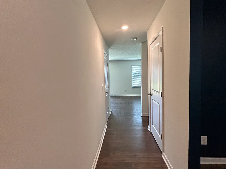 2940 Brooks Meadow Ln — Photo 4