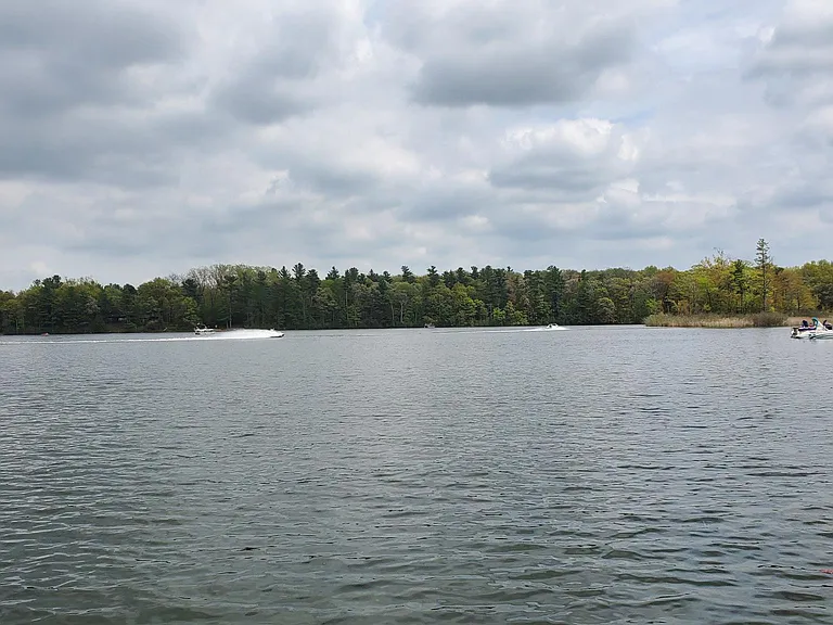 1349 Beach Dr — Photo 21