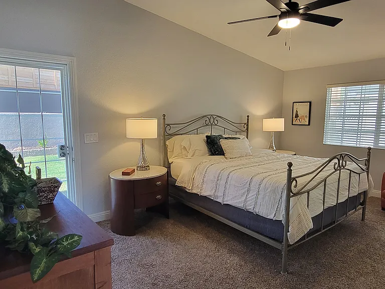 3327 Seminole Cir — Photo 15