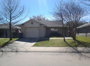 9732 Stonewood Dr, Dallas, TX 75227