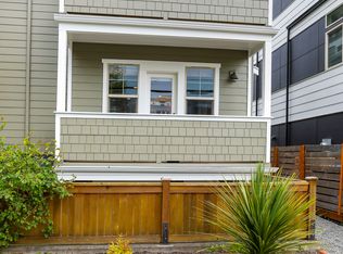 4429 41st Ave SW #B, Seattle, WA 98116