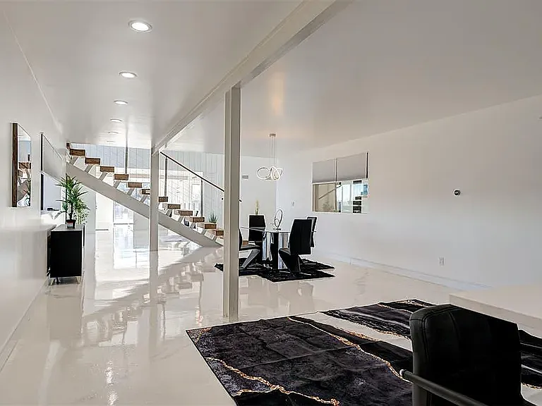 456 Mockingbird Rd — Photo 18