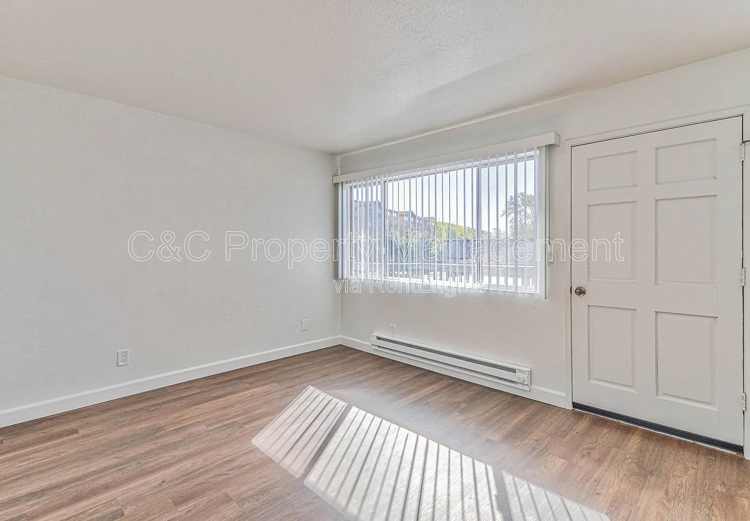 1 bed, 1.0 bath, 450 sqft, $1,995 — Photo 3