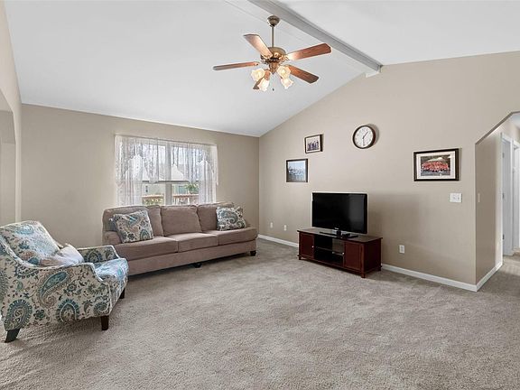 2nd image of 220 Carrington Blvd