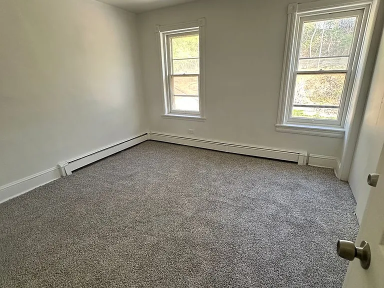 398 Valley Rd — Photo 12