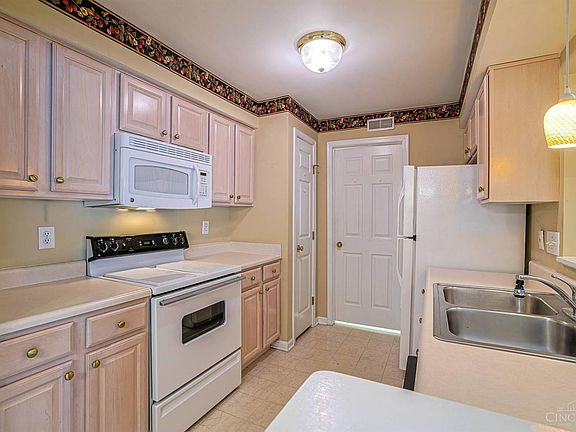 5th image of 5345 Cooper Rd Unit K