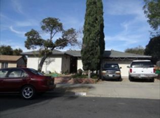 585 Gold Dr, Oceanside, CA 92057