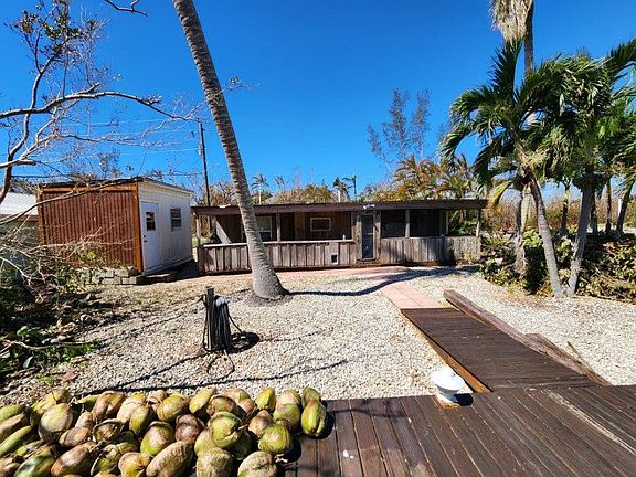 2nd image of 16280 Tortuga St