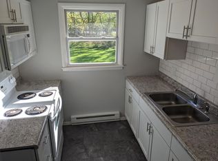 4281 Cemetery Rd APT 1, Fowlerville, MI 48836