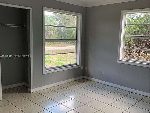 5th image of 648/650 Creuset Ave S