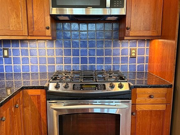 5th image of 35 New South St APT 407