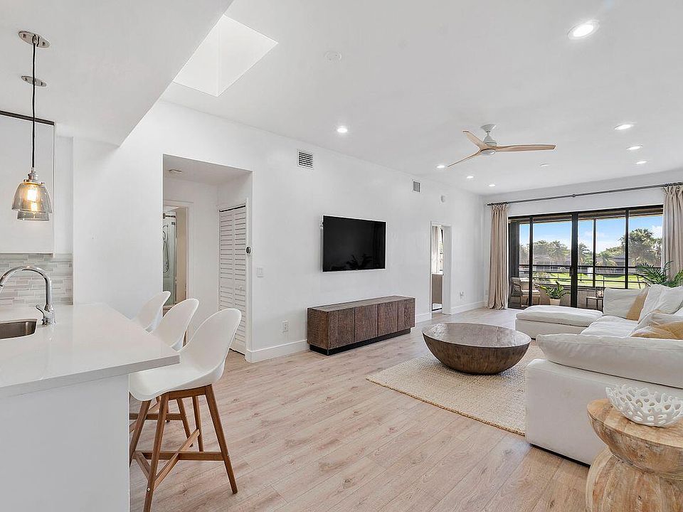 1st image of 7508 La Paz Boulevard #304