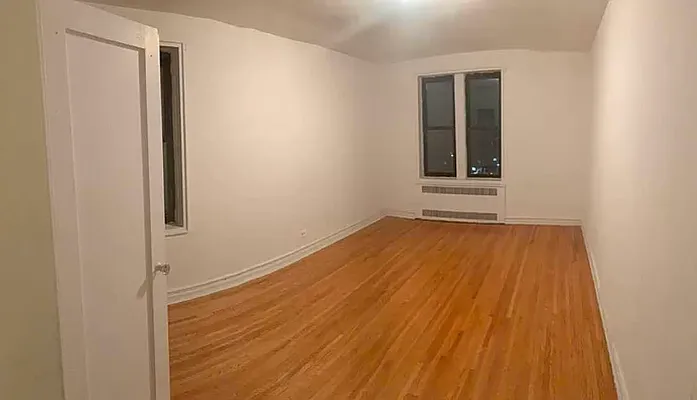 Rented by RealTegrity NY LLC | media 64