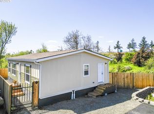 492 Moffit Ln, Springfield, OR 97477