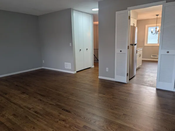 7427 143rd Street Ct W, Apple Valley, MN 55124