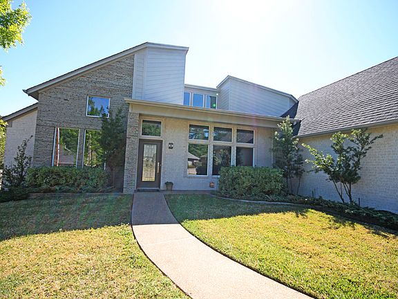 2nd image of 14353 Cedarwood Cir