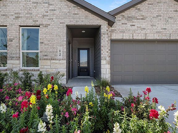 2nd image of 12 Robin Ct