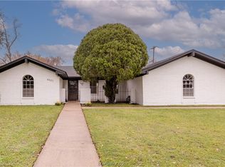 4501 Old Hearne Rd, Bryan, TX 77803