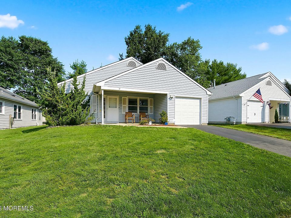 1st image of 12 Springhill Drive