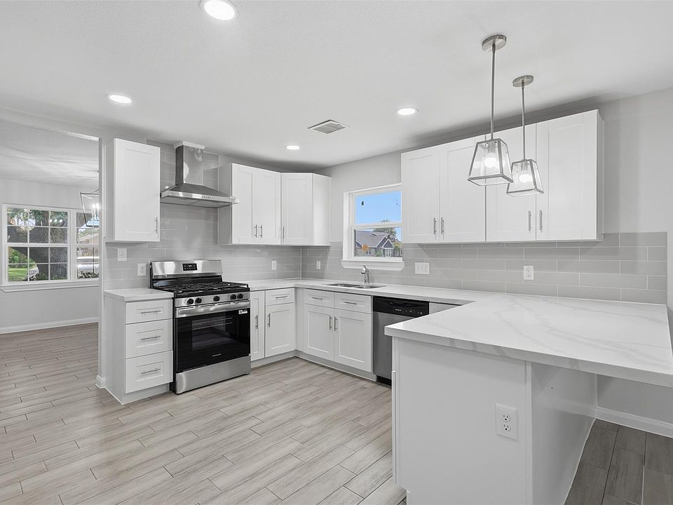 1st image of 7826 Twin Hills Dr